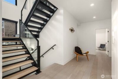426 Wheeler Street , Seattle, WA 98109 - Photo 17