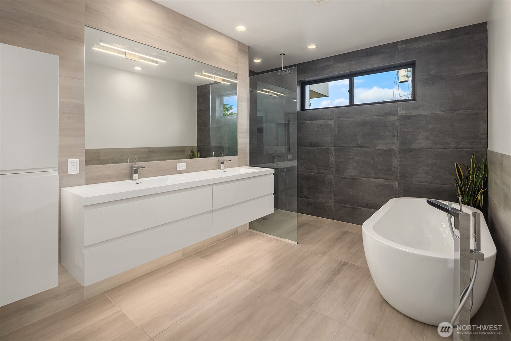 426 Wheeler Street , Seattle, WA 98109