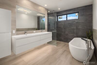 426 Wheeler Street , Seattle, WA 98109 - Photo 20