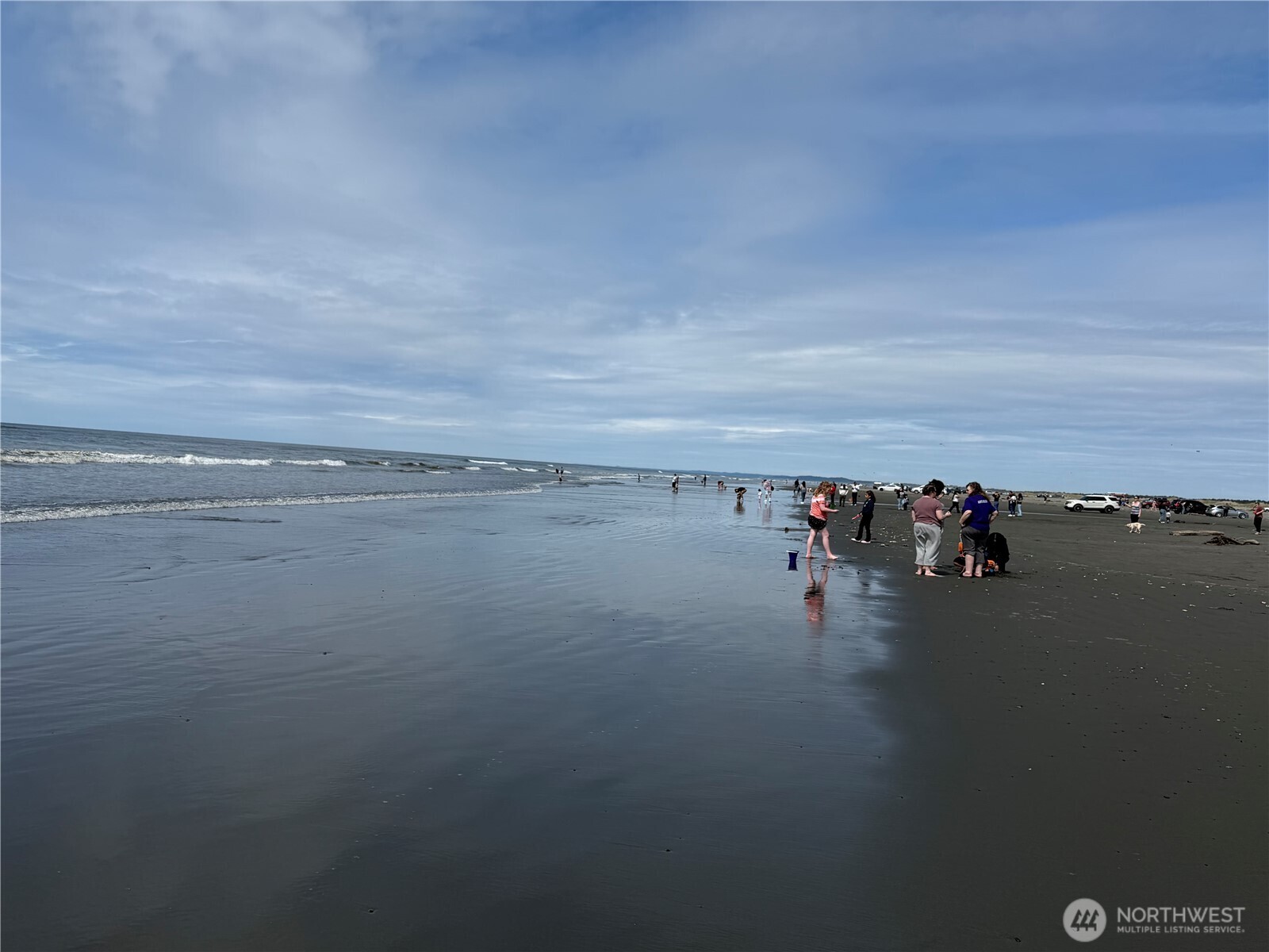 766 Ocean Court NW #211, Ocean Shores, WA 98569