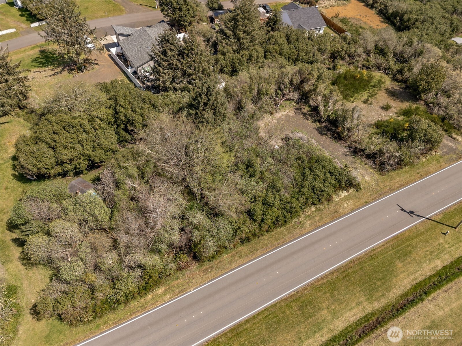 148 Marine View Drive SE, Ocean Shores, WA 98569