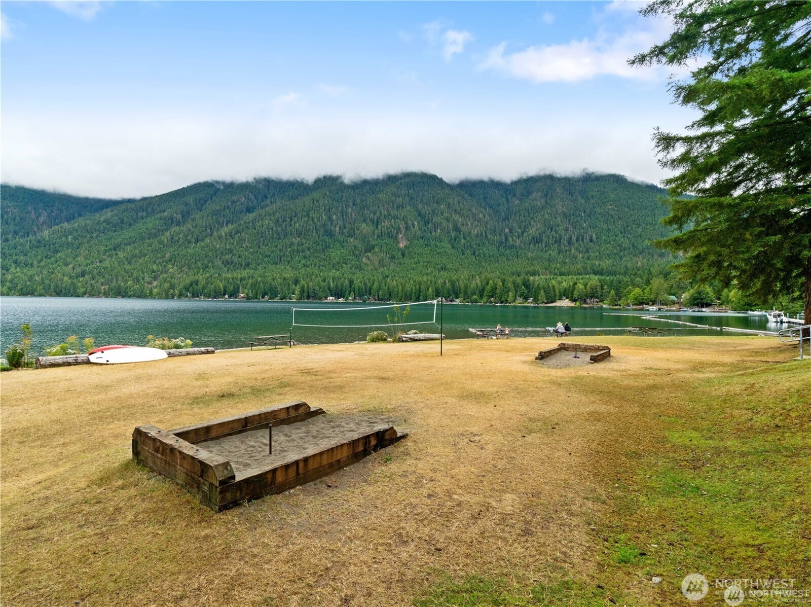 1341 N Potlatch Drive , Hoodsport, WA 98548