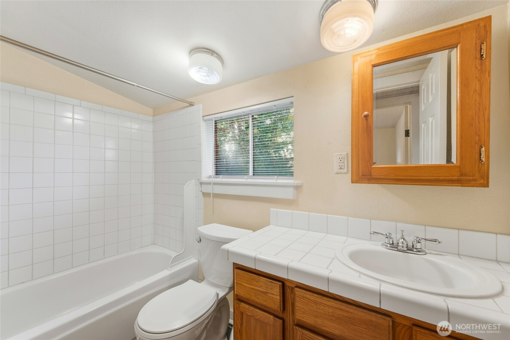 327 Powell Road , Milton-Freewater, OR 97862