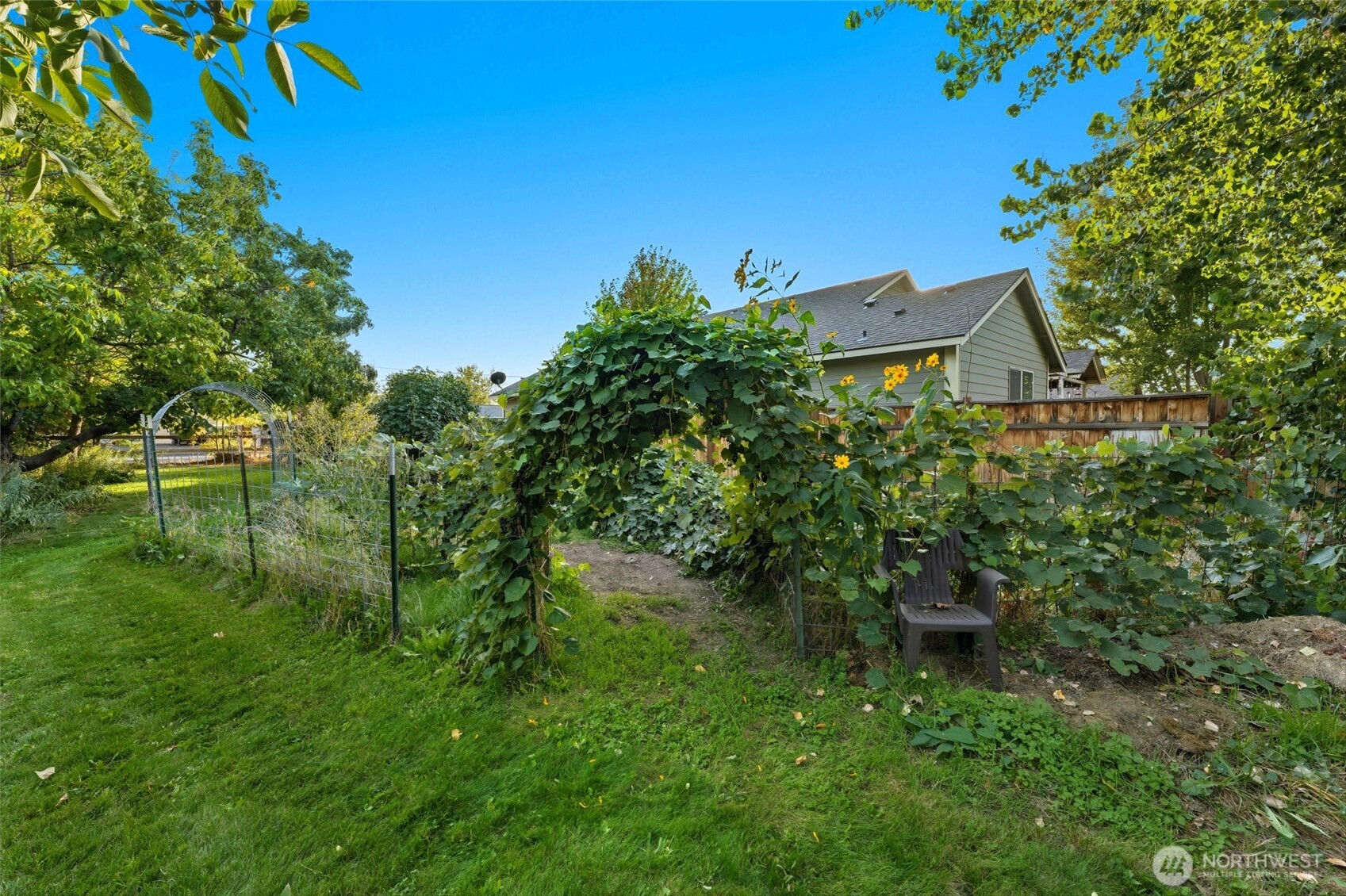 327 Powell Road , Milton-Freewater, OR 97862