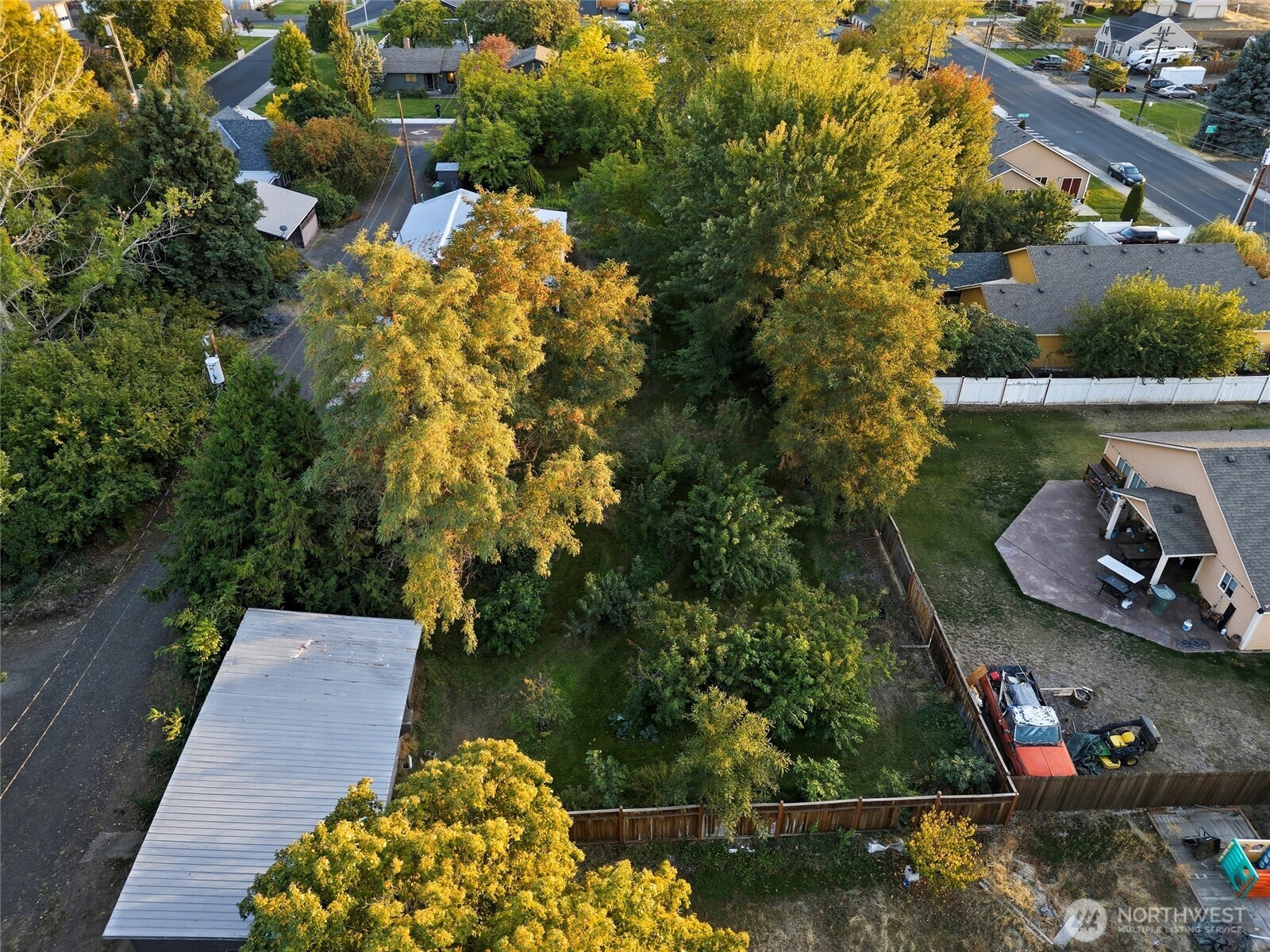 327 Powell Road , Milton-Freewater, OR 97862