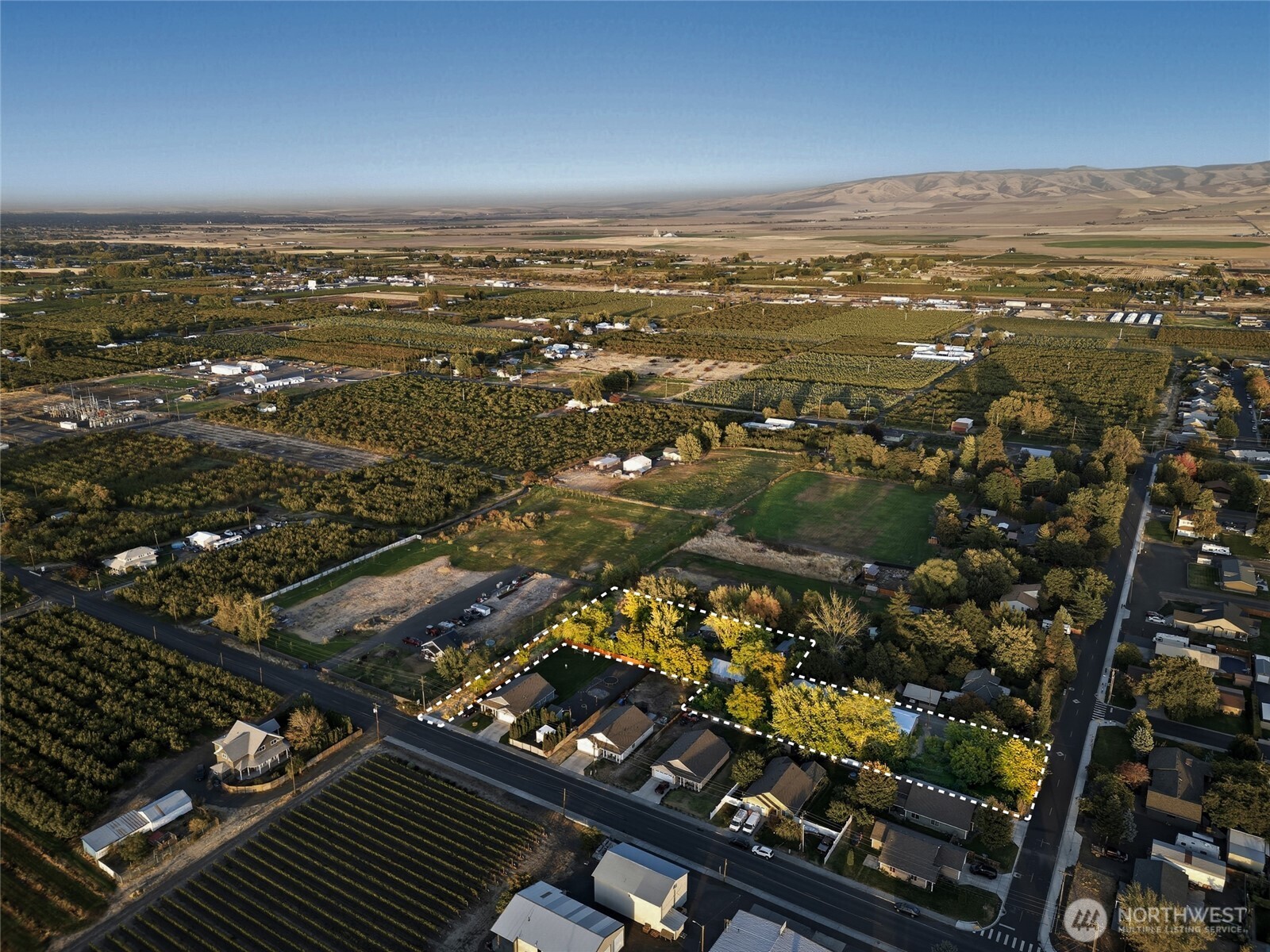327 Powell Road , Milton-Freewater, OR 97862