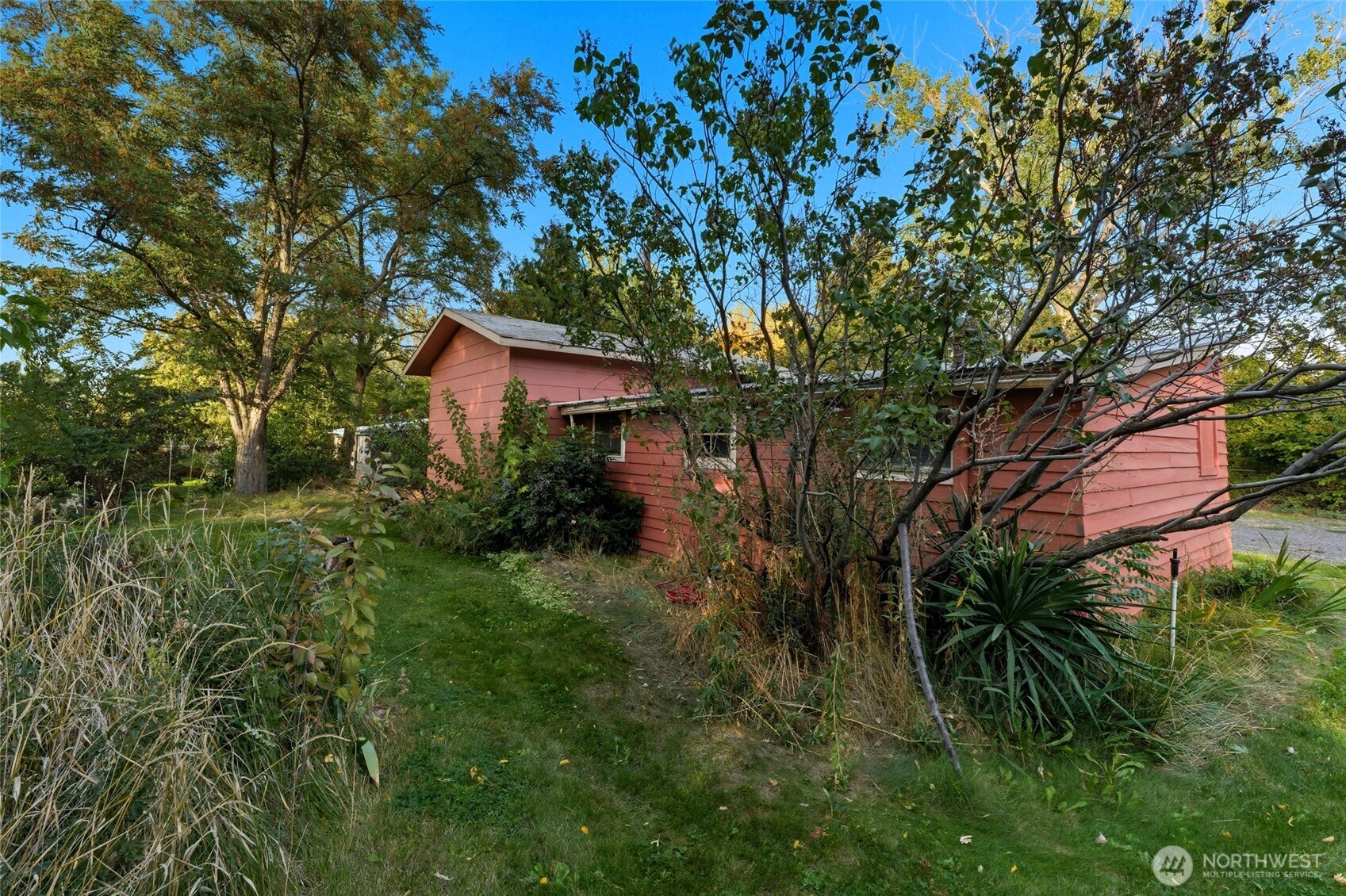327 Powell Road , Milton-Freewater, OR 97862