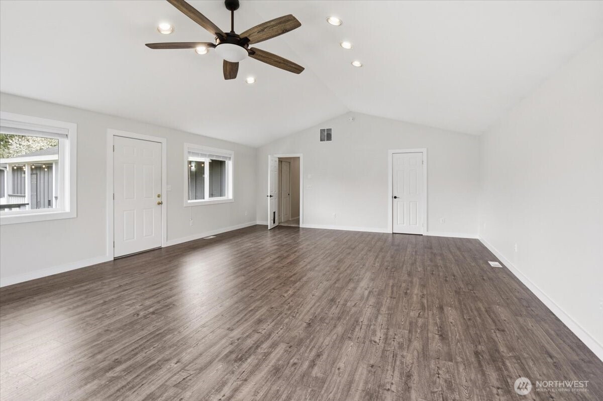 1515 103rd Street E, Tacoma, WA 98445