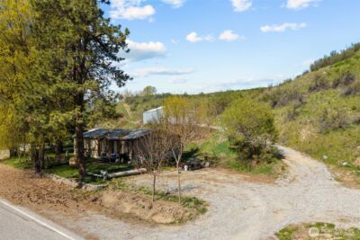 762 Boyd Loop Road , Manson, WA 98831