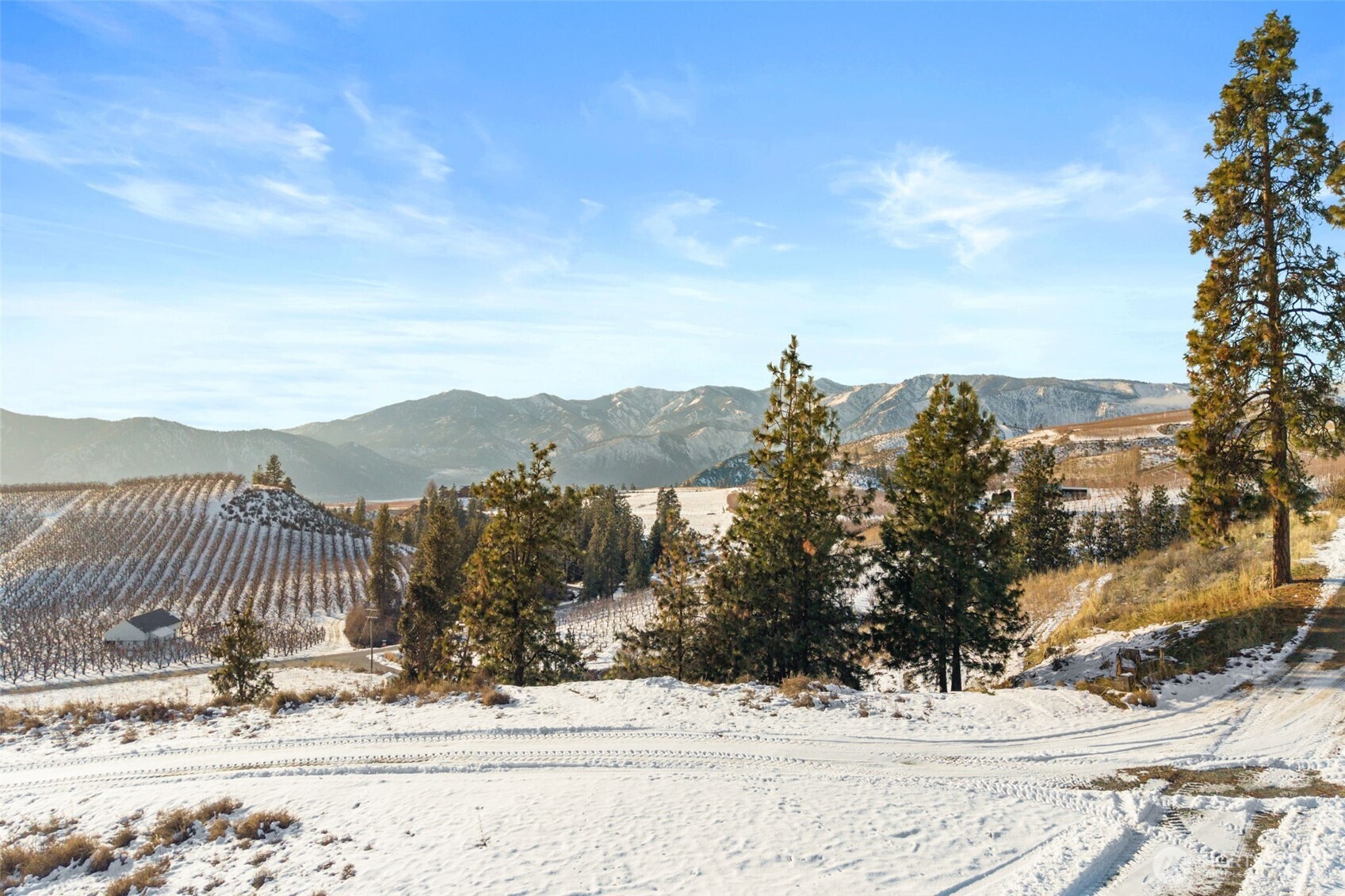 762 Boyd Loop Road , Manson, WA 98831