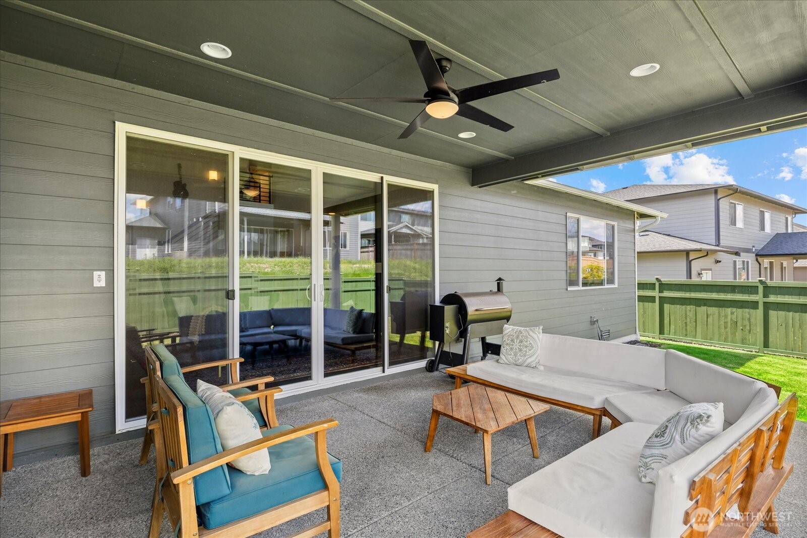 23145 65th Street E, Buckley, WA 98321-7523