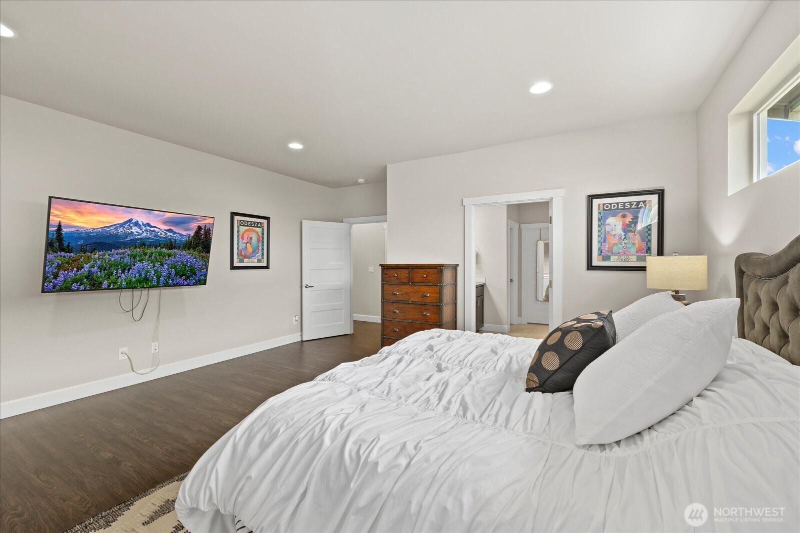 23145 65th Street E, Buckley, WA 98321-7523