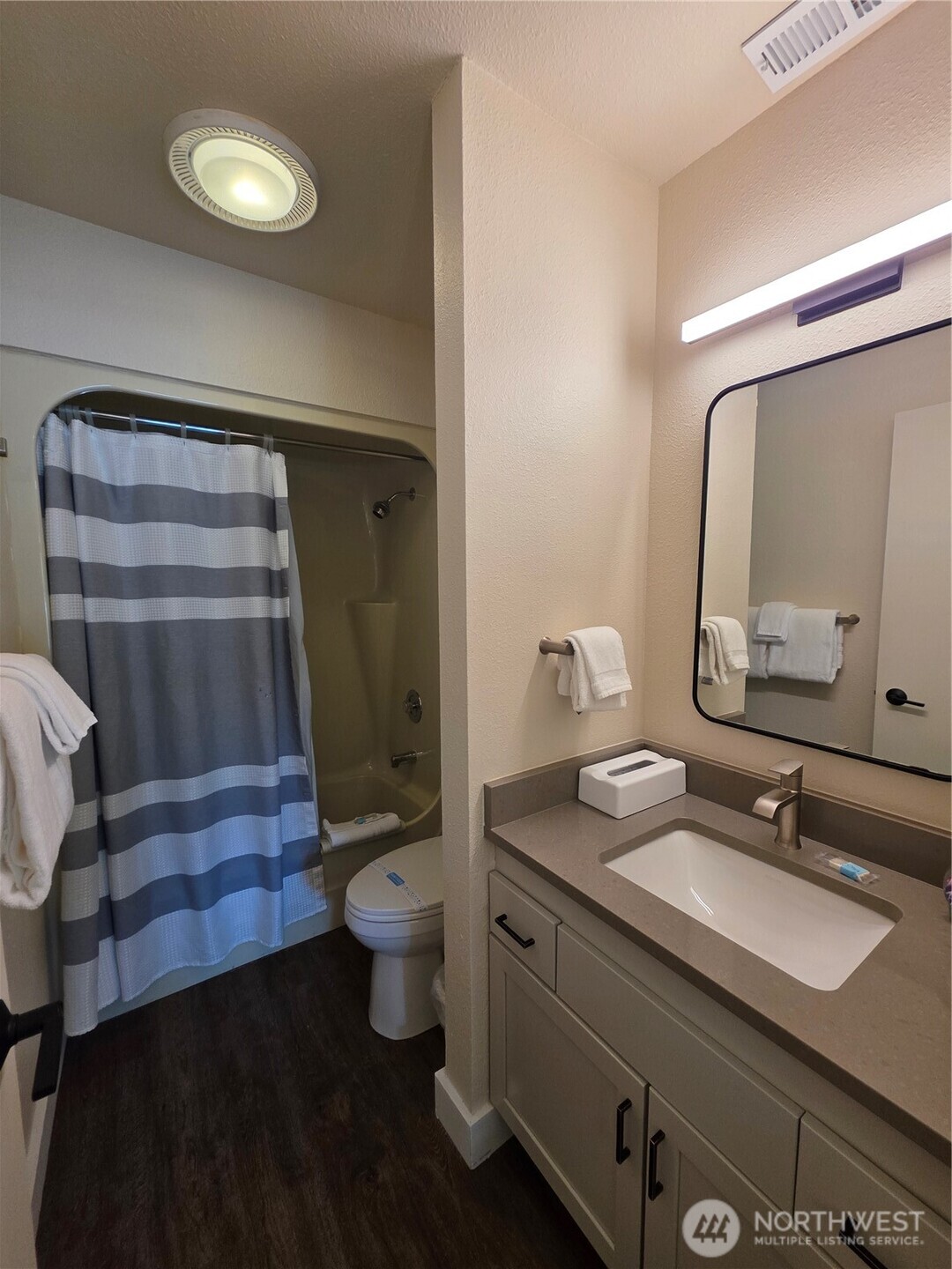 1 Lodge 609-O , Manson, WA 98831