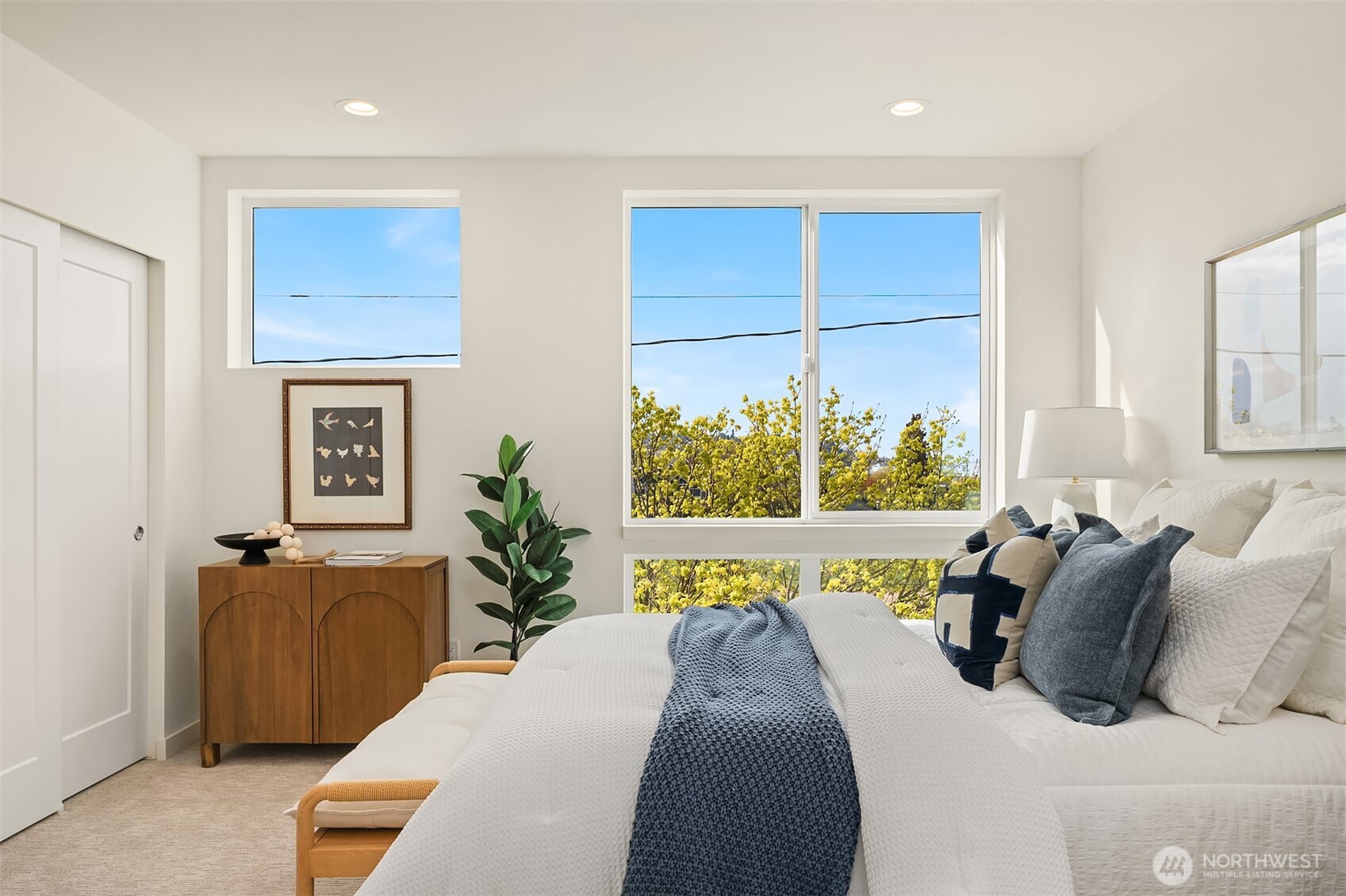 944 NW 54th Street , Seattle, WA 98107