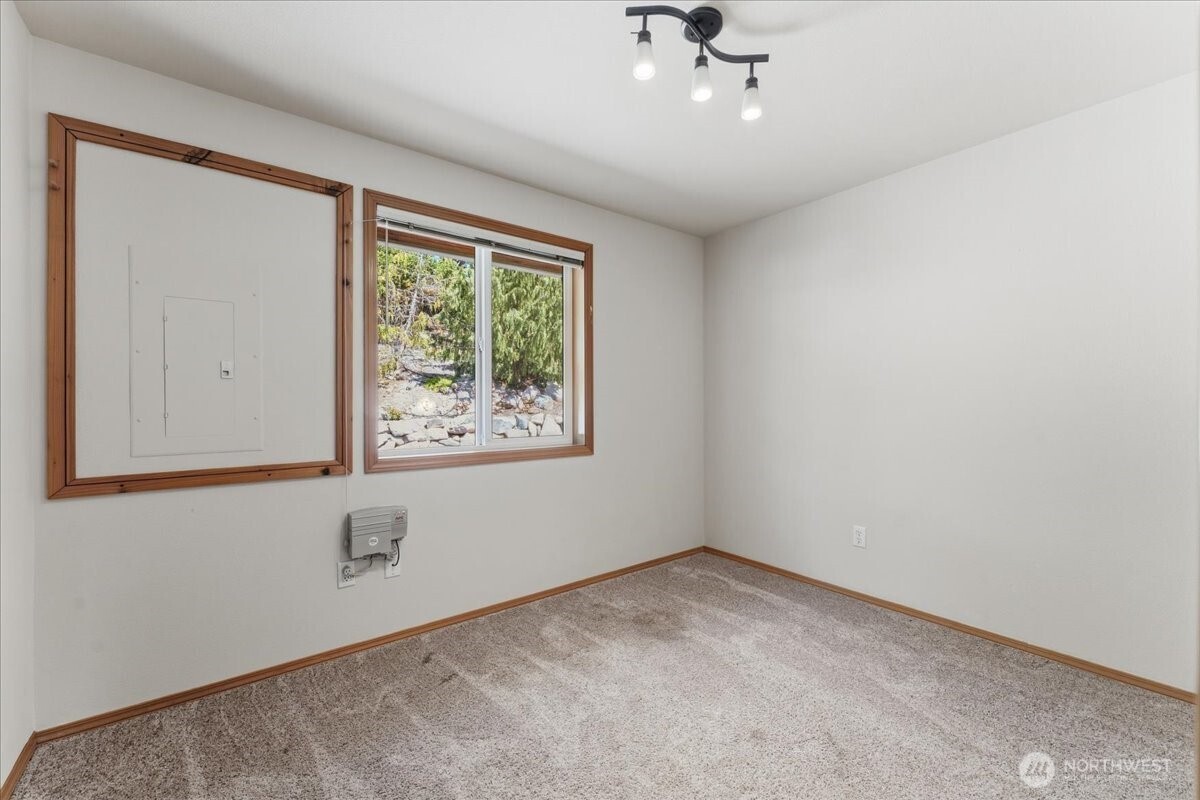 404 S Clifford Street , Chelan, WA 98816