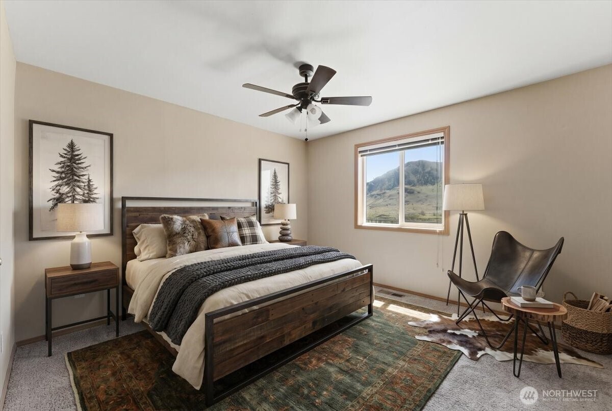 404 S Clifford Street , Chelan, WA 98816