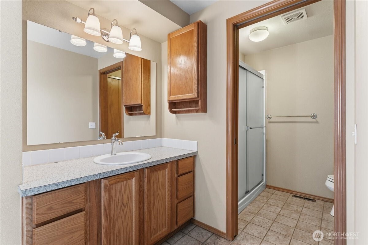 404 S Clifford Street , Chelan, WA 98816