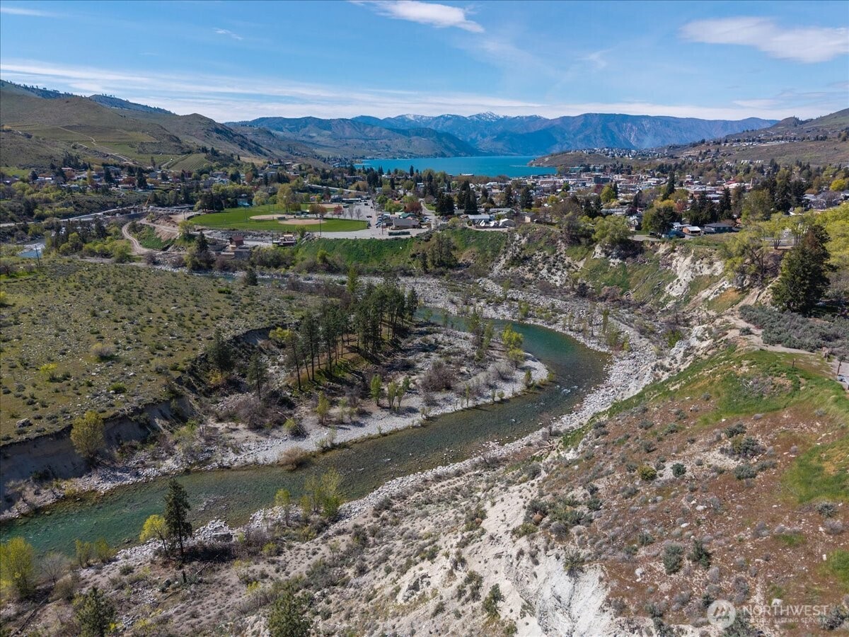 404 S Clifford Street , Chelan, WA 98816