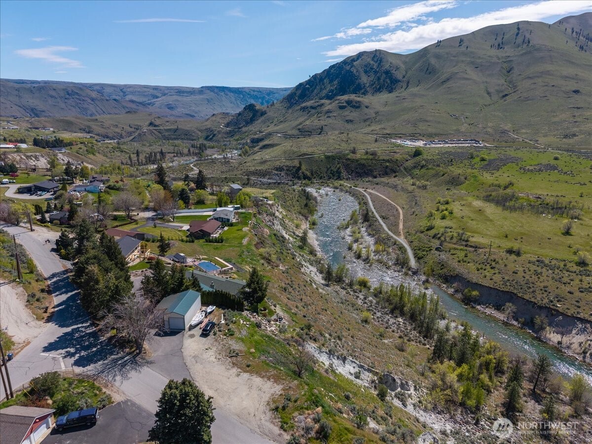 404 S Clifford Street , Chelan, WA 98816