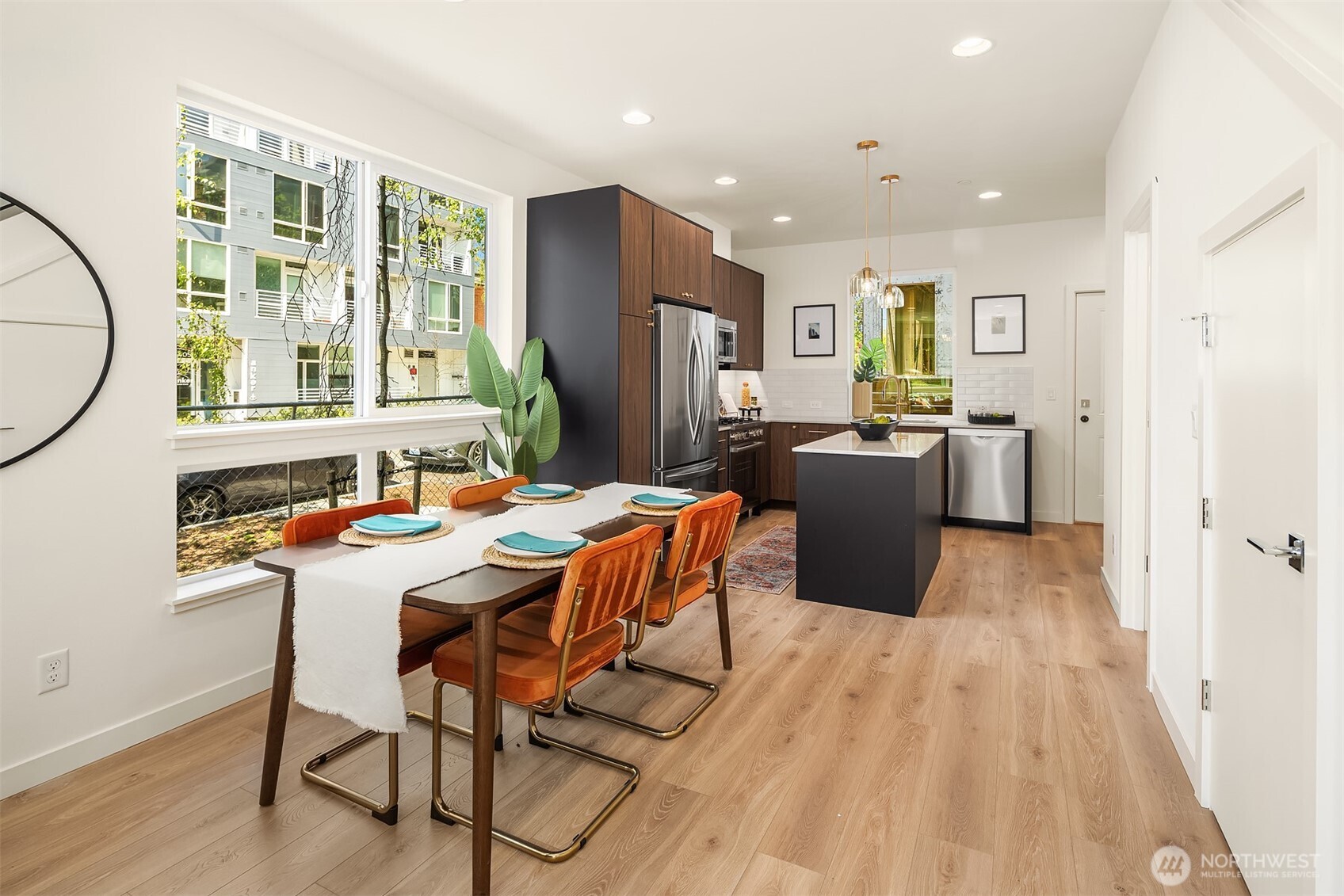 972 NW 54th Street , Seattle, WA 98107