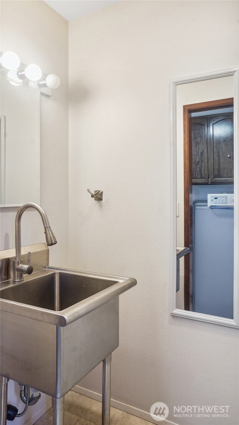 1525 E Catalpa Street , Othello, WA 99344