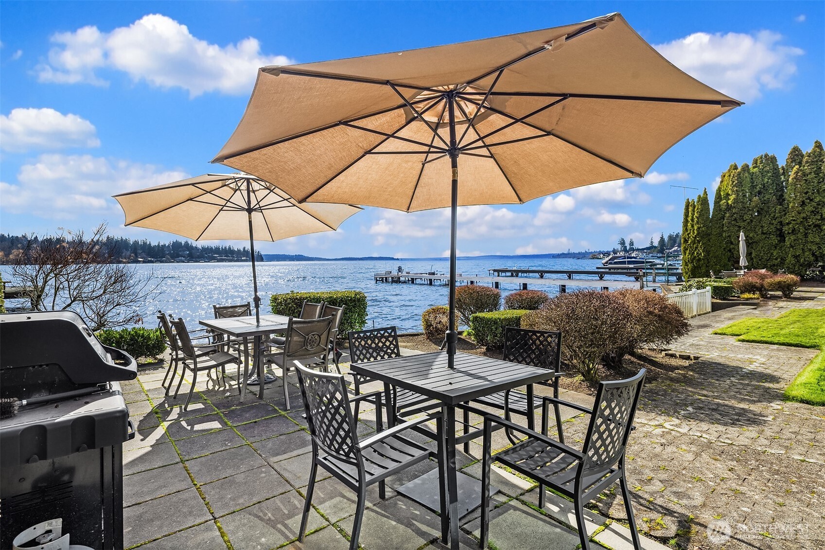 9039 NE Juanita Drive #304, Kirkland, WA 98034