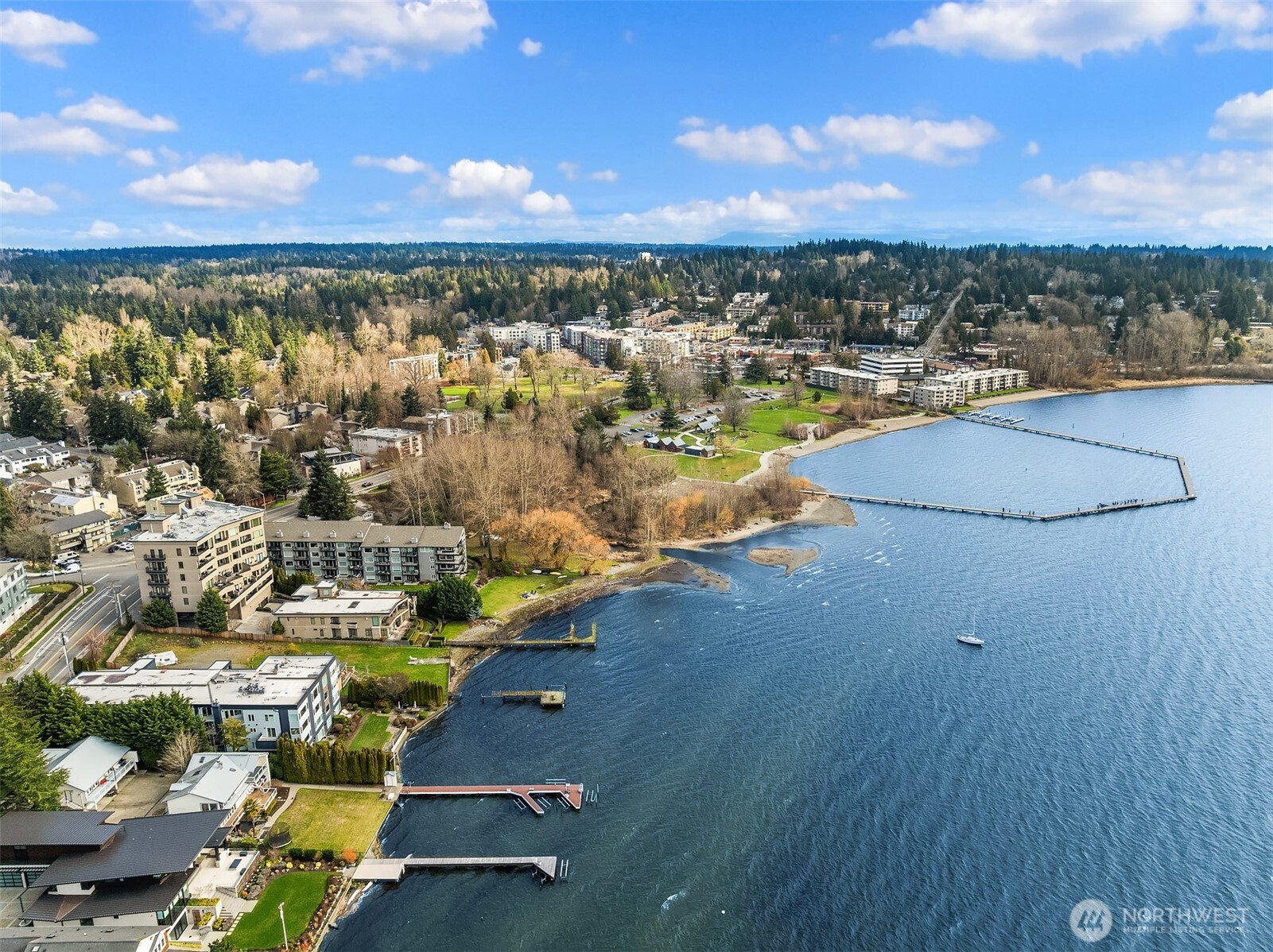 9039 NE Juanita Drive #304, Kirkland, WA 98034