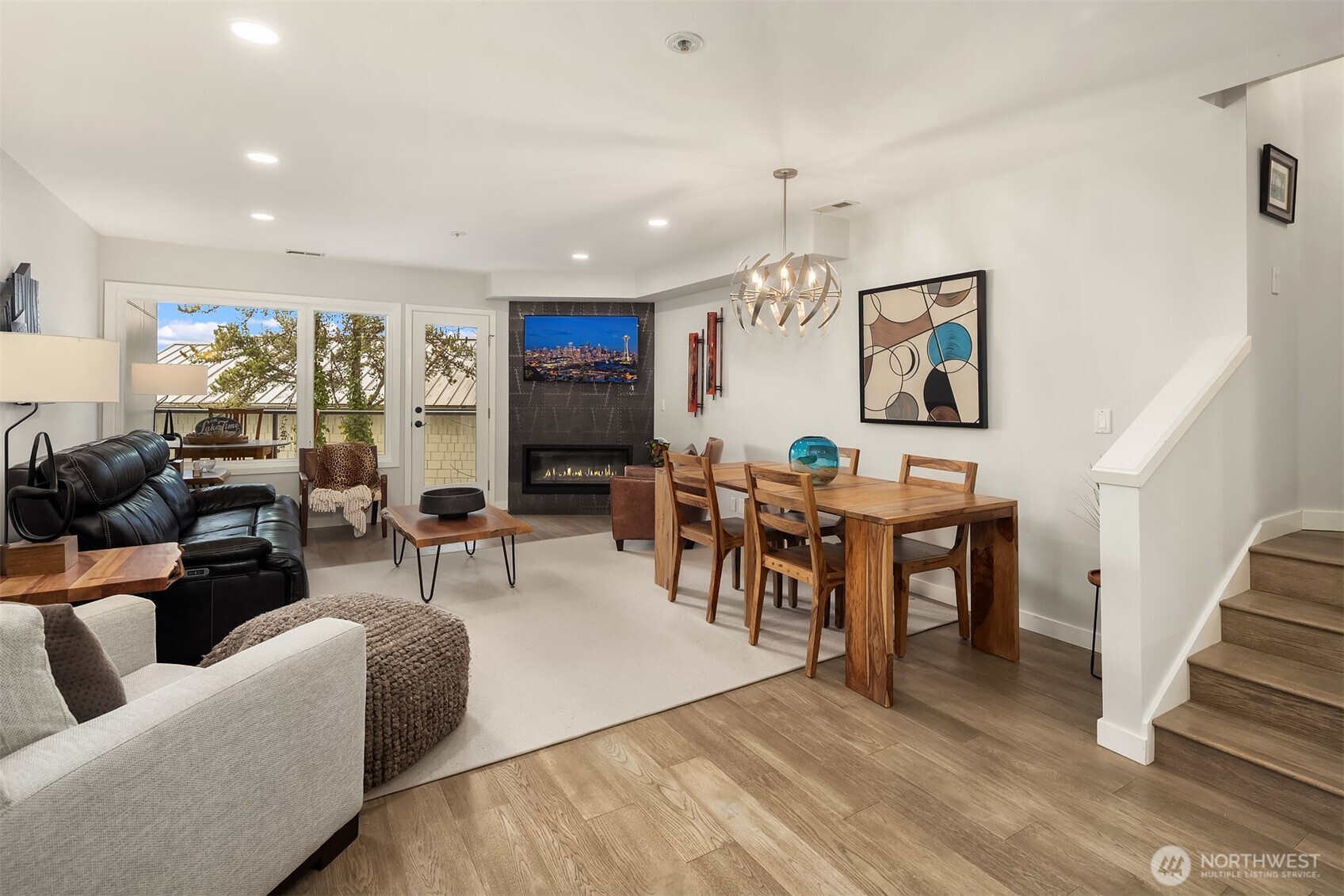 9039 NE Juanita Drive #304, Kirkland, WA 98034