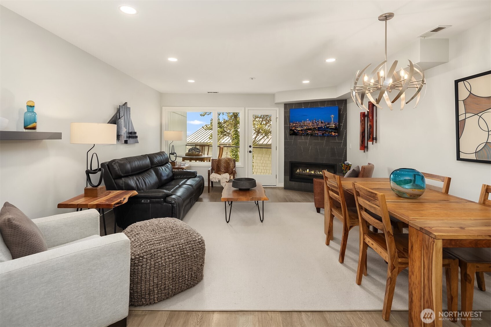 9039 NE Juanita Drive #304, Kirkland, WA 98034