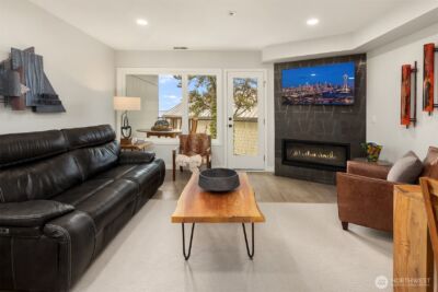9039 NE Juanita Drive #304, Kirkland, WA 98034 - Photo 8