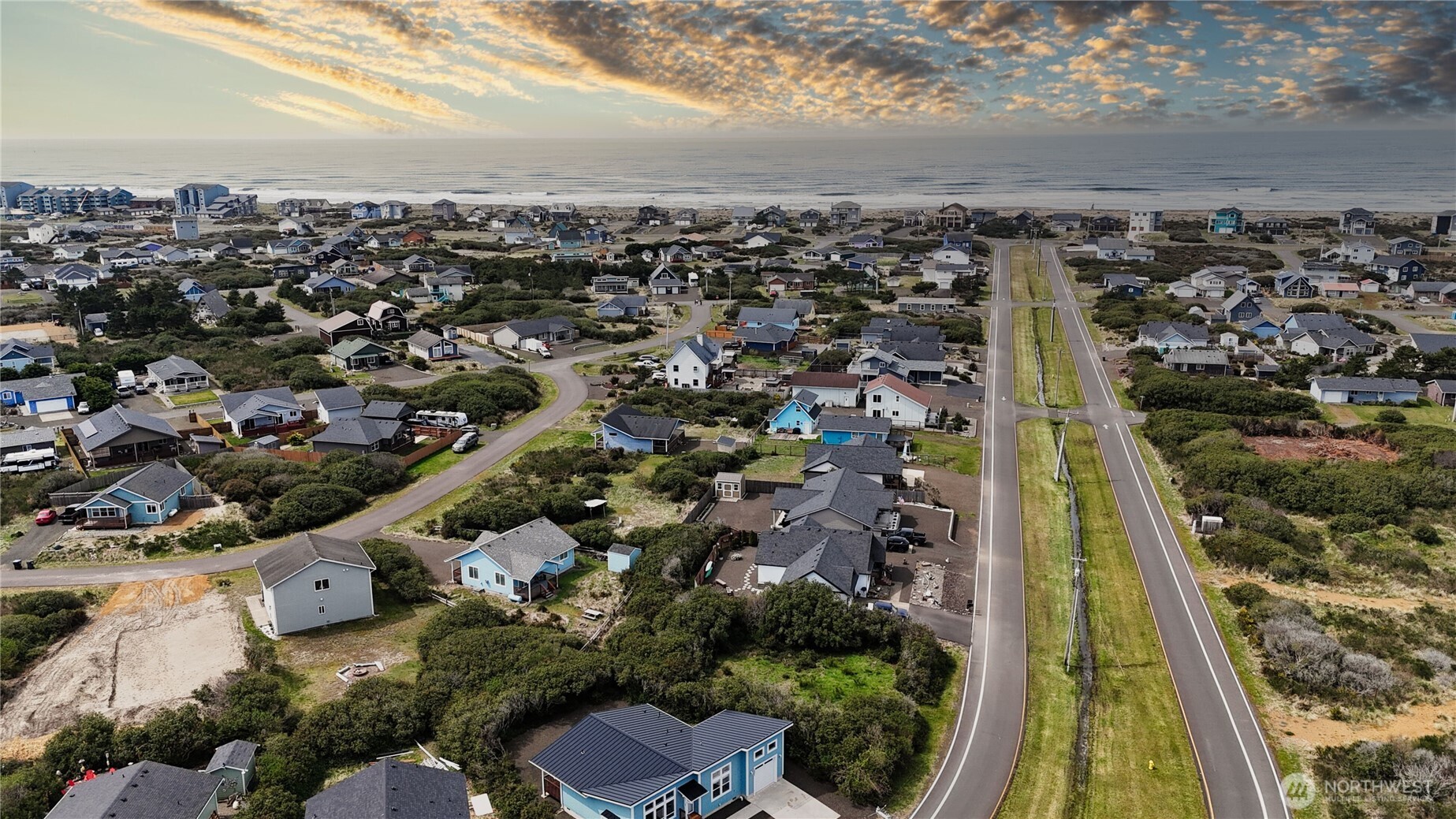 1201 E Ocean Shores Blvd SW, Ocean Shores, WA 98569