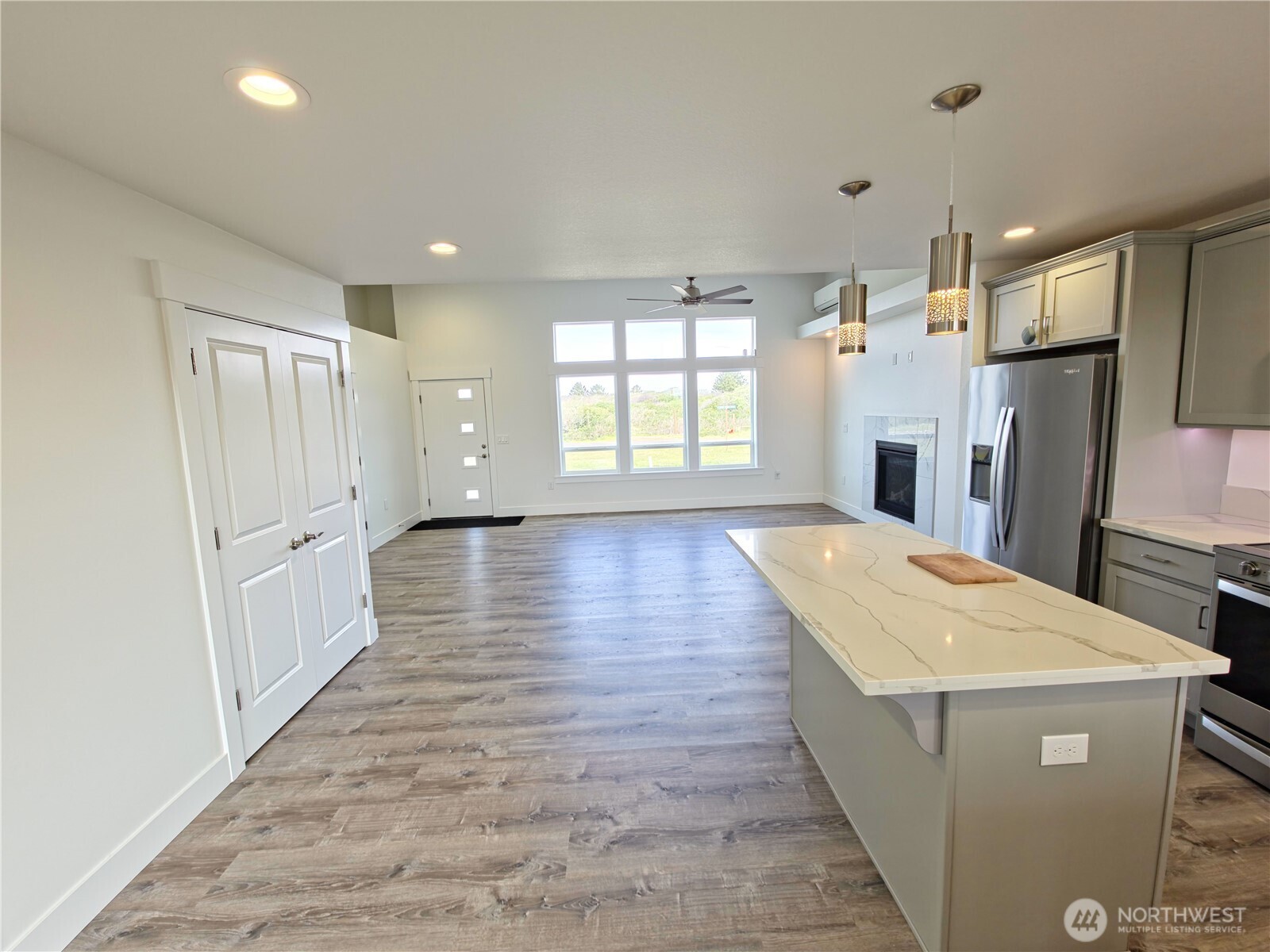 1201 E Ocean Shores Blvd SW, Ocean Shores, WA 98569