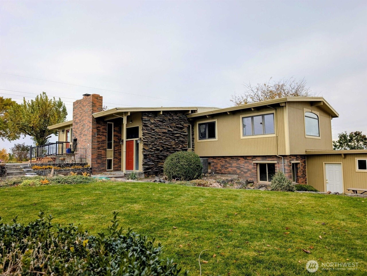 2175 W McManamon Road , Othello, WA 99344