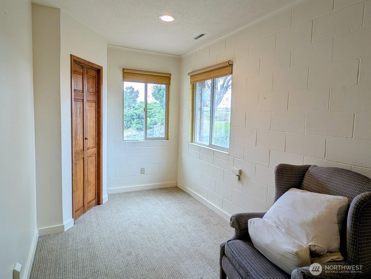 2175 W McManamon Road , Othello, WA 99344