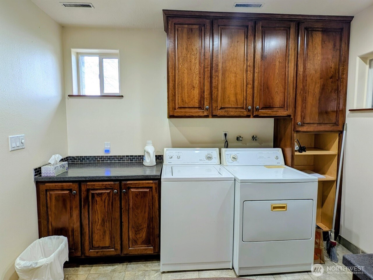 2175 W McManamon Road , Othello, WA 99344