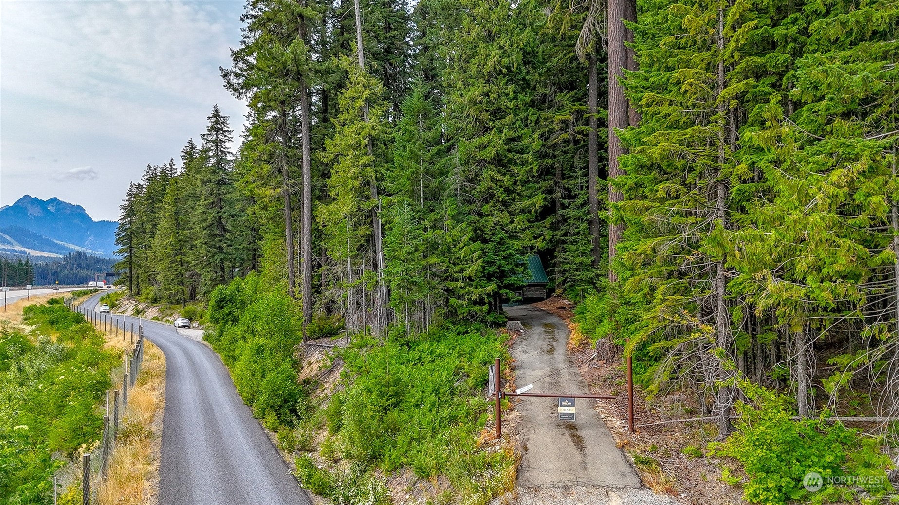 4061 FS RD 4832 , Snoqualmie Pass, WA 98068