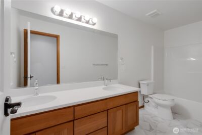 854 Center Street W, Eatonville, WA 98328 - Photo 20