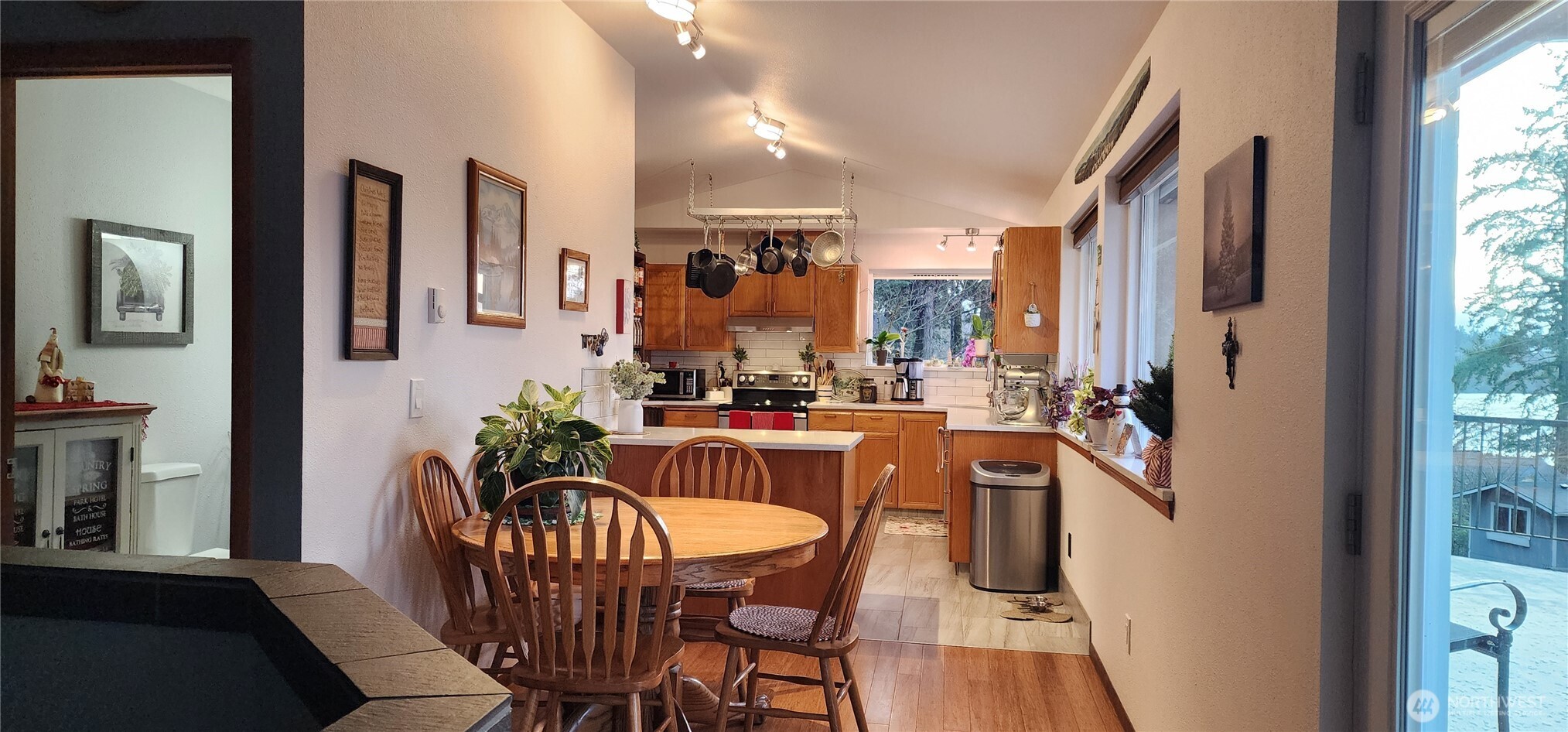 291 E Midway , Shelton, WA 98584