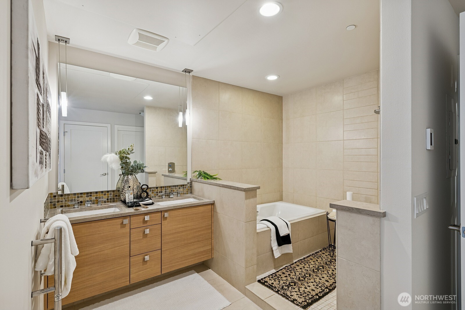 10000 Main Street #502, Bellevue, WA 98004