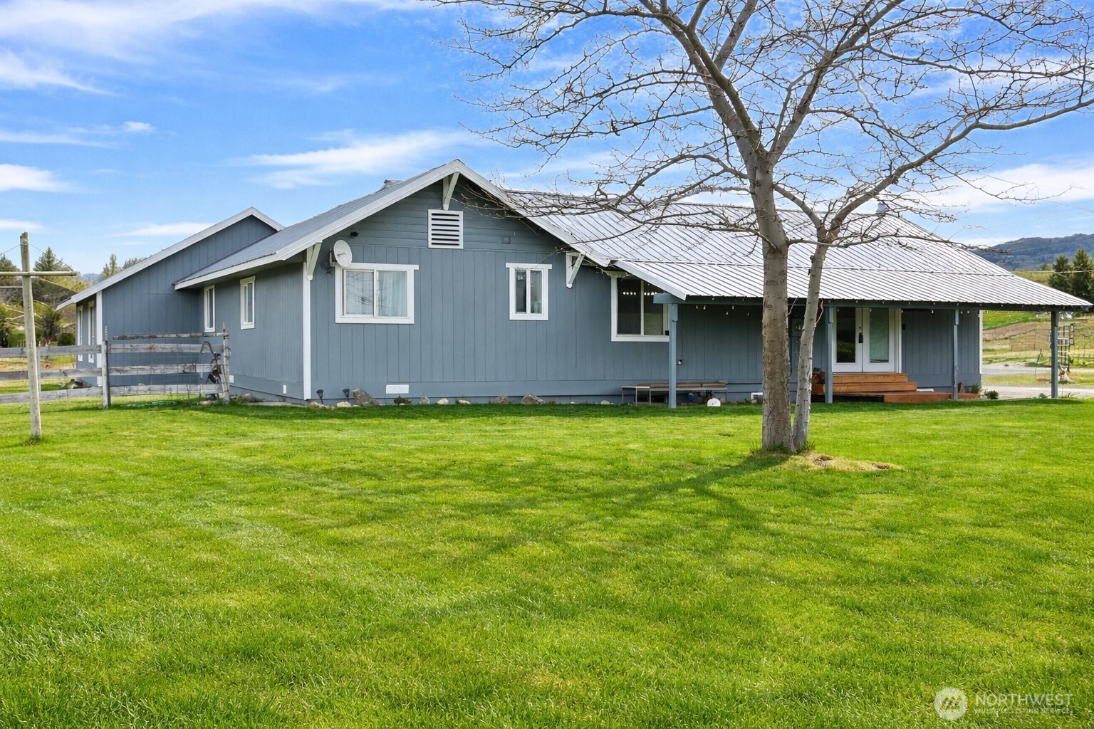28 Highway 7 , Tonasket, WA 98855