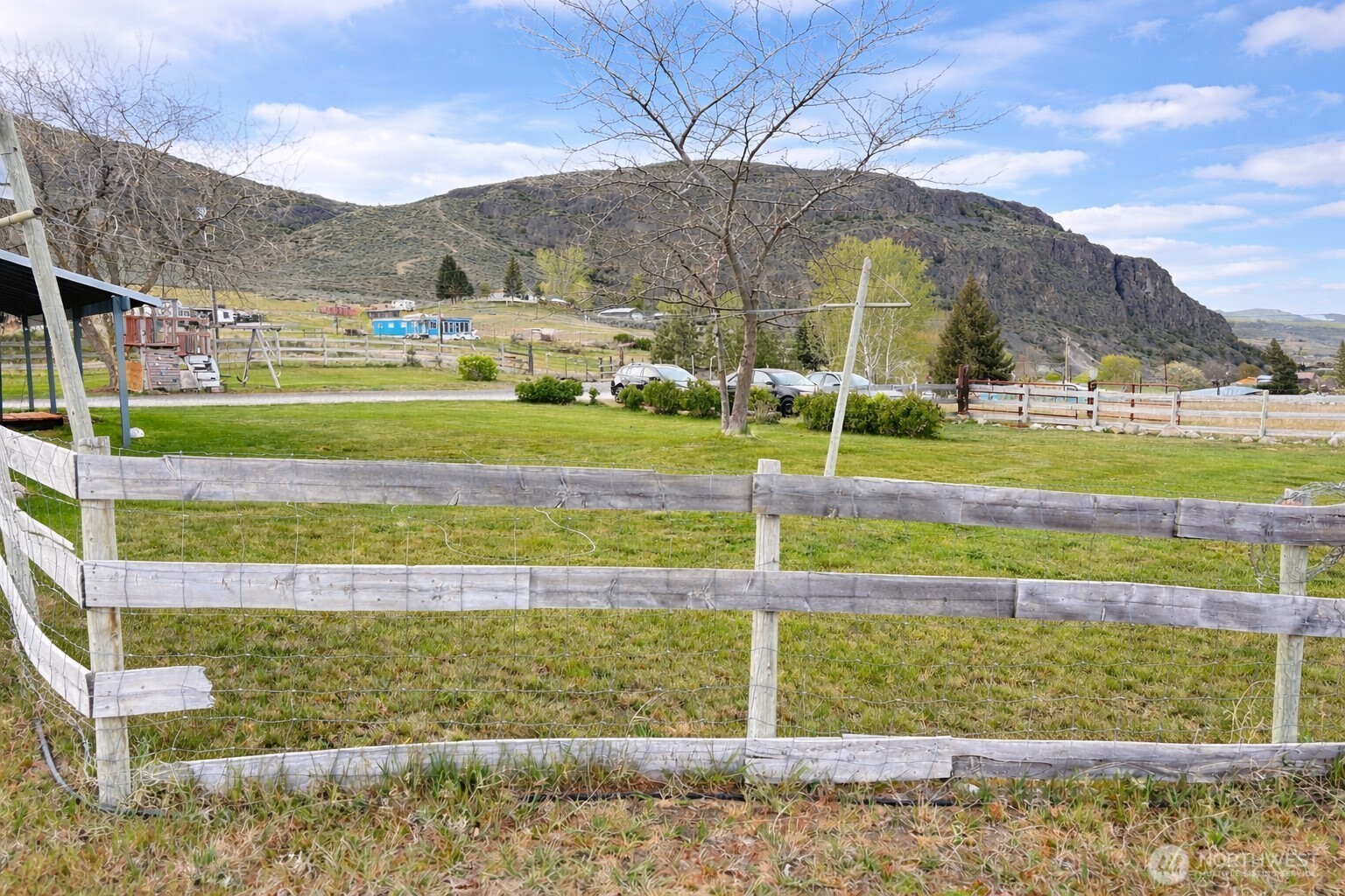 28 Highway 7 , Tonasket, WA 98855