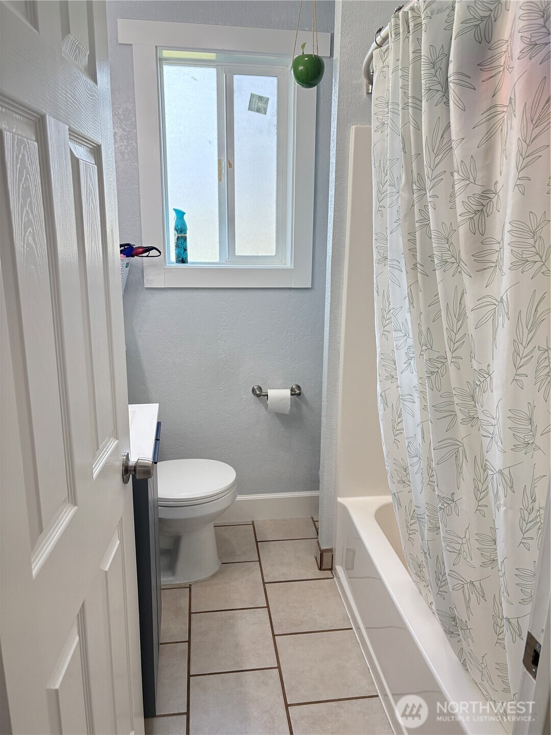 28 Highway 7 , Tonasket, WA 98855