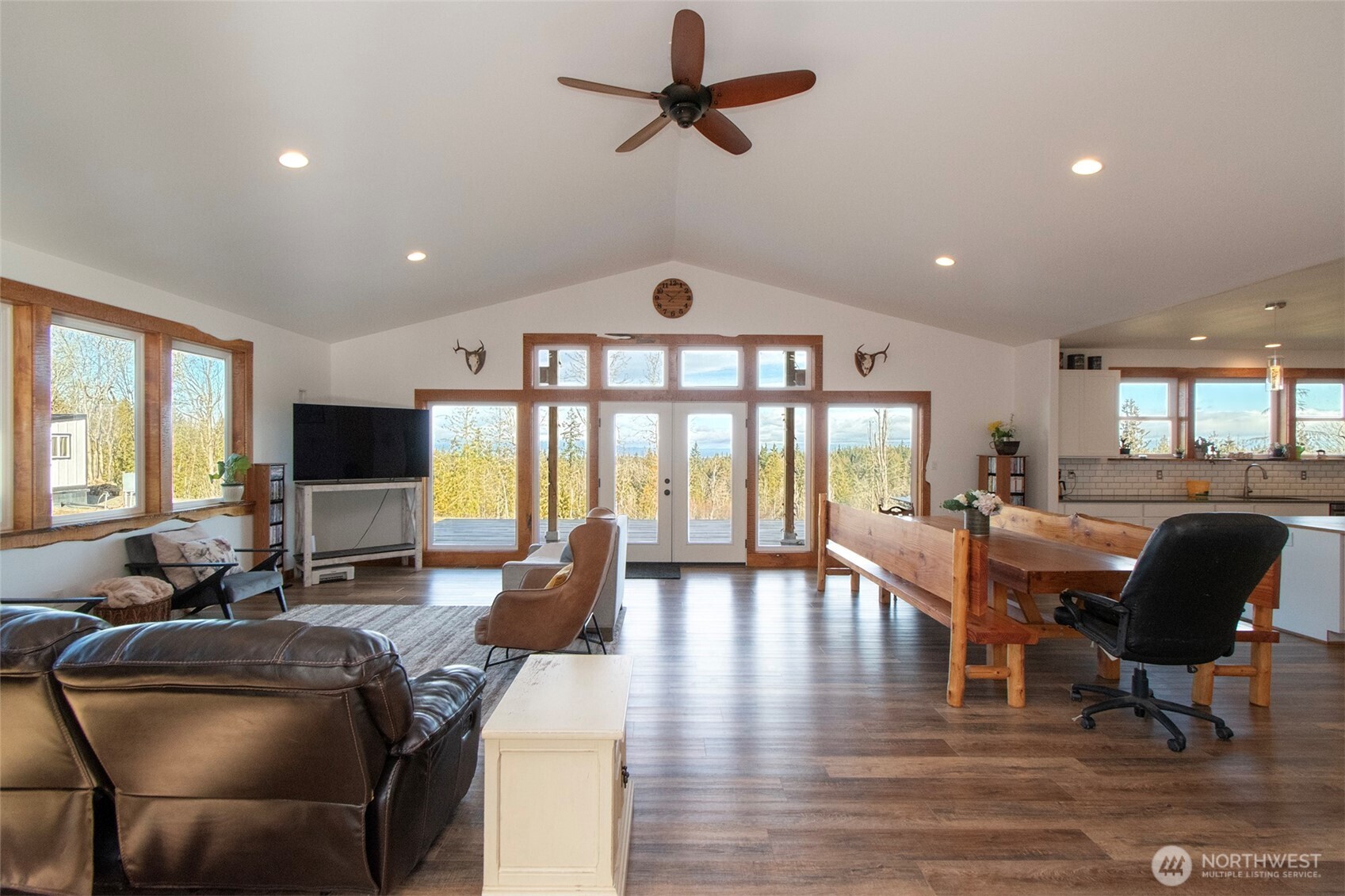 242 Watershed Road , Port Angeles, WA 98362
