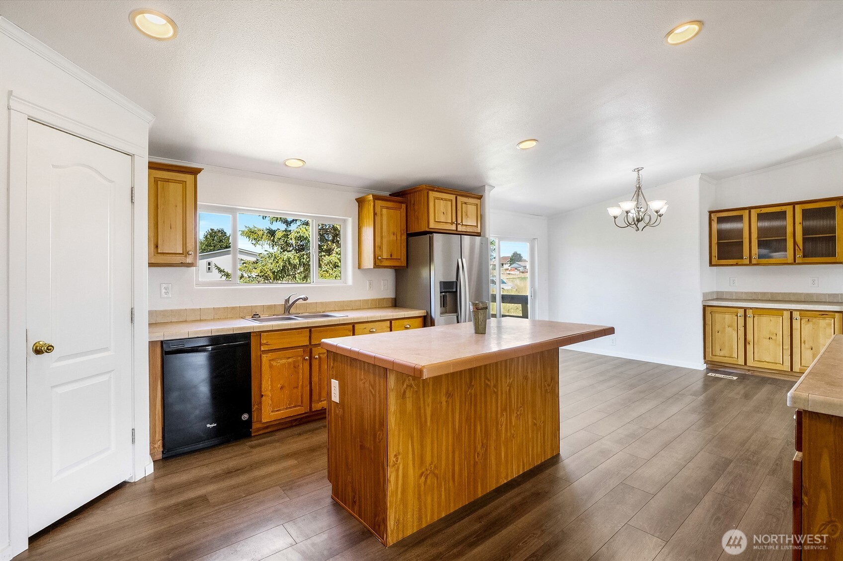 749 NE North Ave , Wilbur, WA 99185