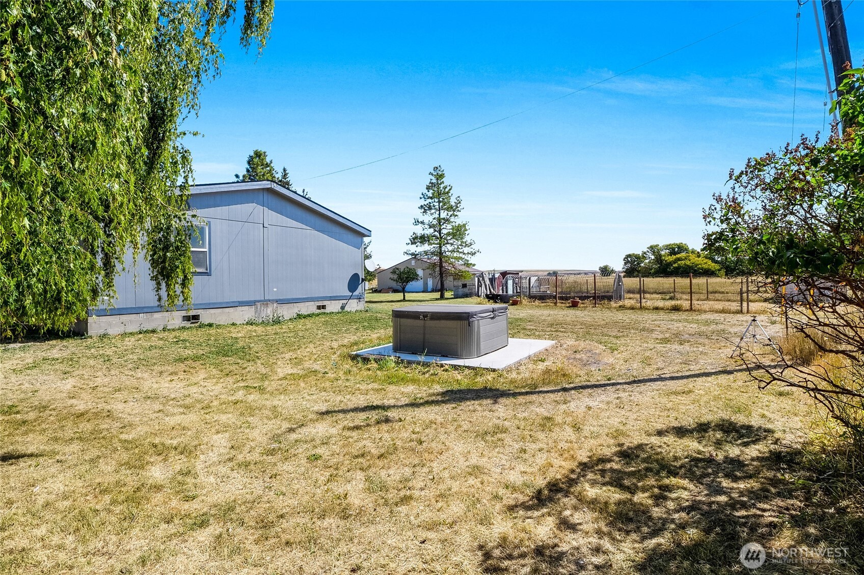 749 NE North Ave , Wilbur, WA 99185