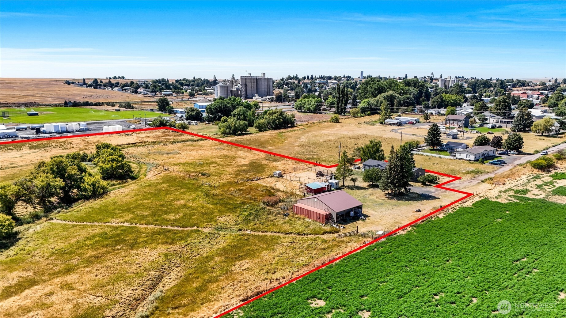 749 NE North Ave , Wilbur, WA 99185