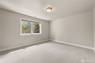 818 Windsor Drive SE, Sammamish, WA 98074 - Photo 27