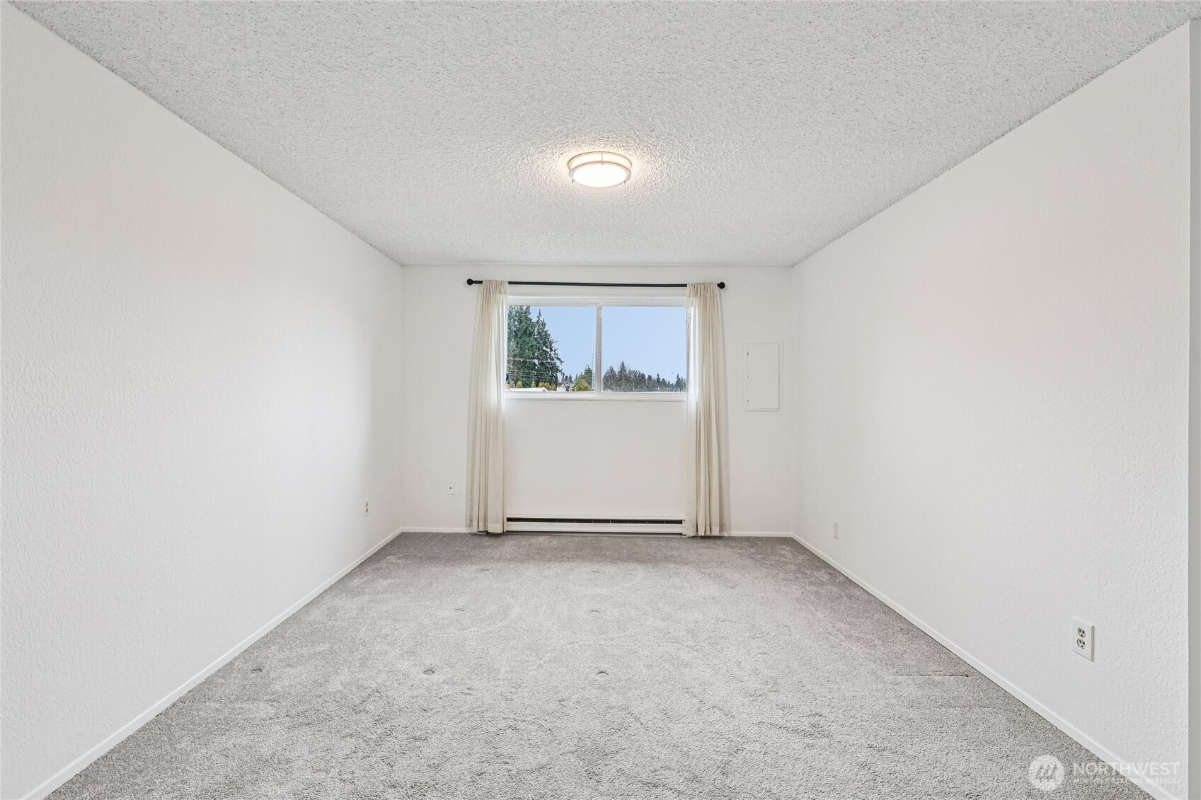 7909 218th Street SW #4, Edmonds, WA 98026