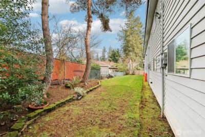 7909 218th Street SW #4, Edmonds, WA 98026 - Photo 25