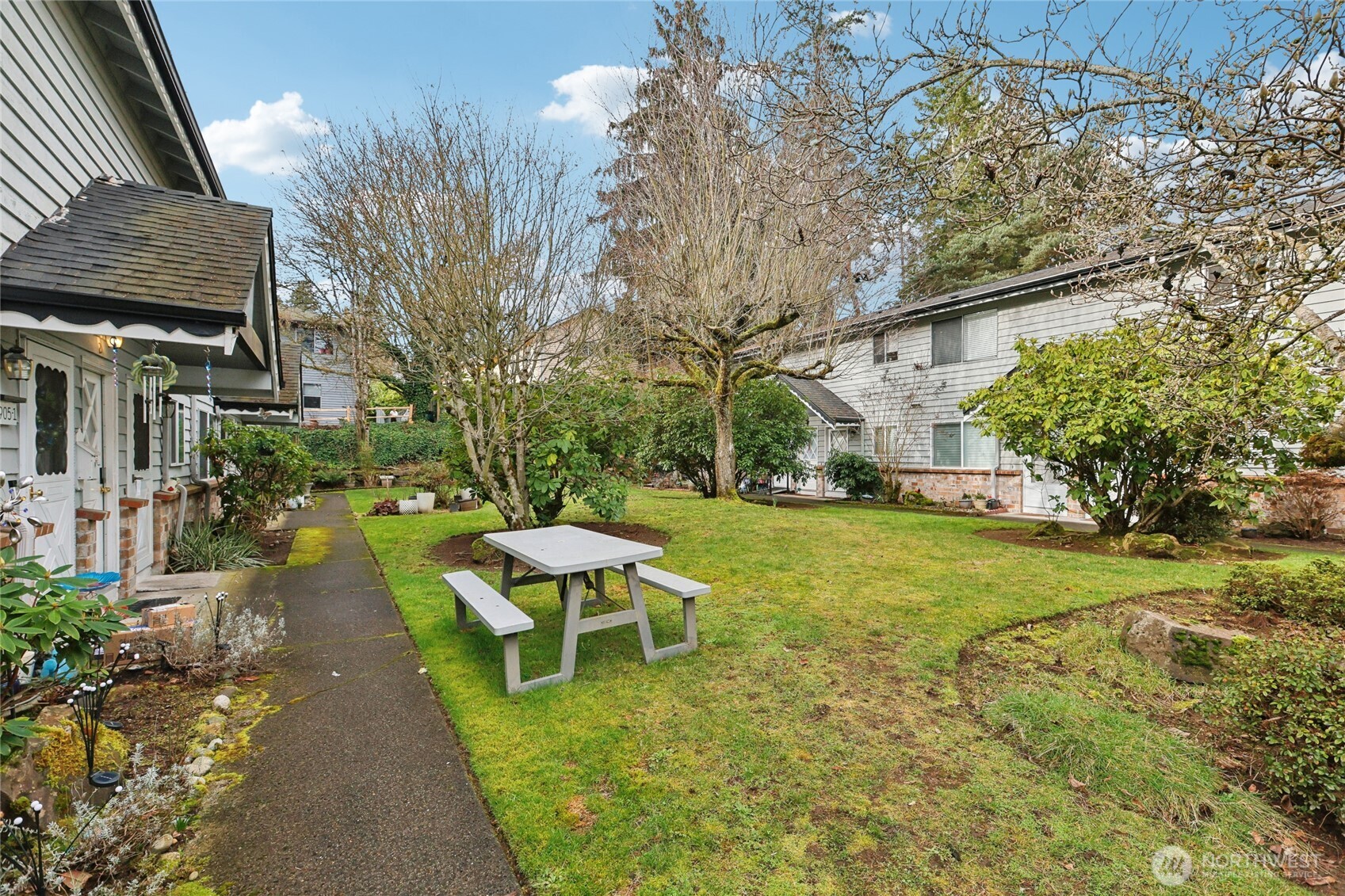 7909 218th Street SW #4, Edmonds, WA 98026